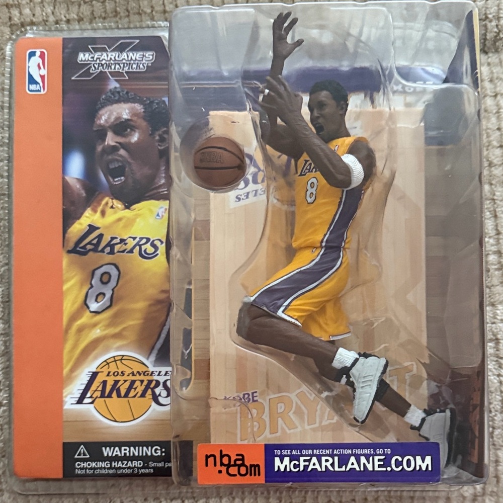 Kobe Bryant NBA Series 1 Action Figure - Yellow and Purple